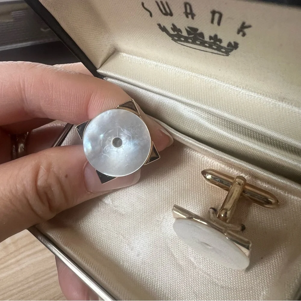 Vintage Swank Cufflinks Mens Gold & Mother of Pearl Locking
